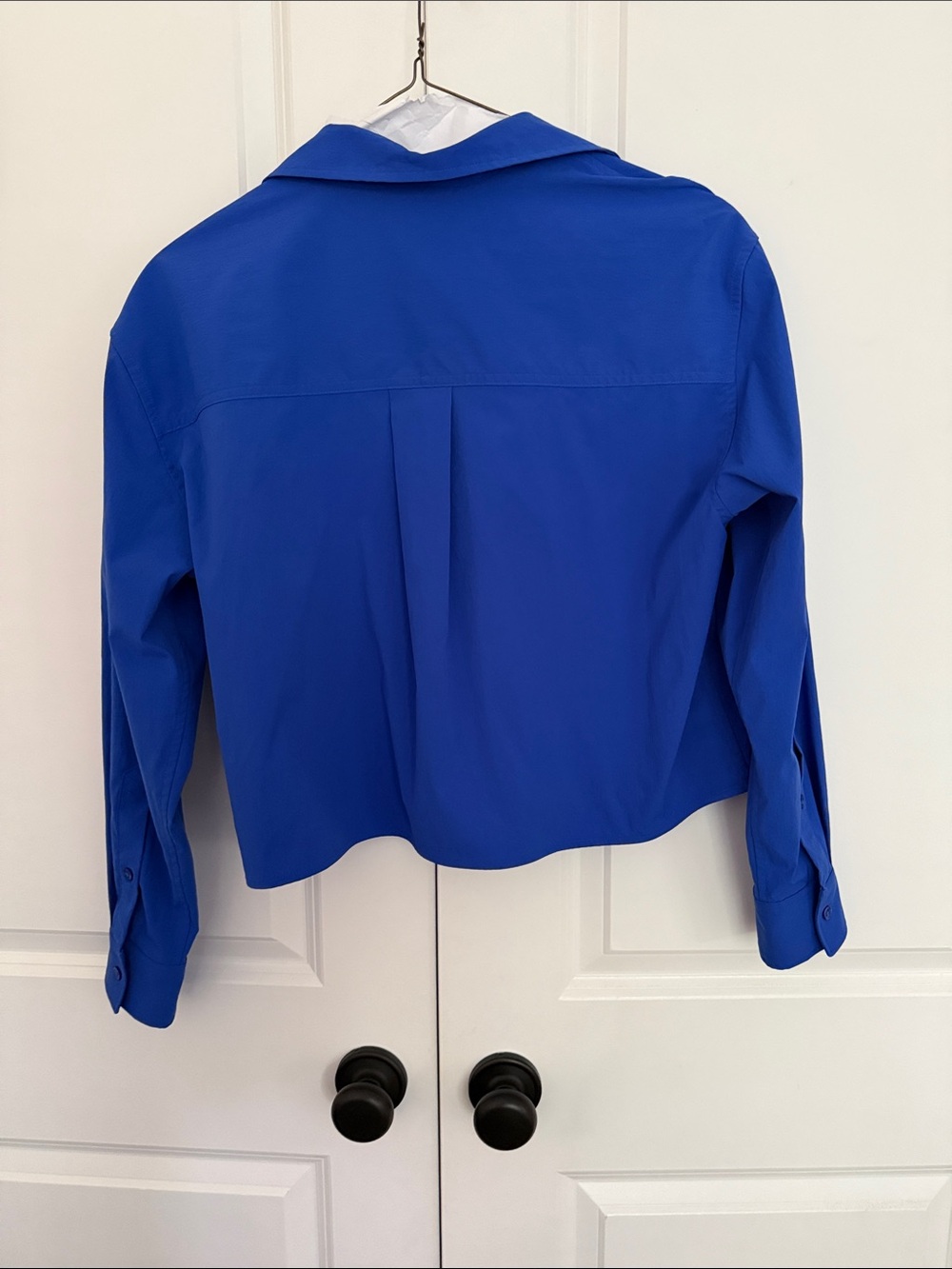 Athleta Cobalt Blue Long-Sleeve Button-Down Shirt - Picture 2 of 4